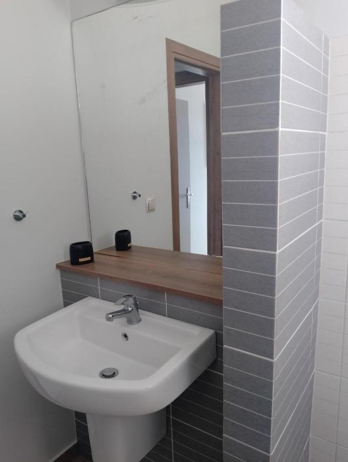 Ferienwohnung Climbers' Nest 'With Sea And Rock Views And Private Pool' Kamari  Exterior foto