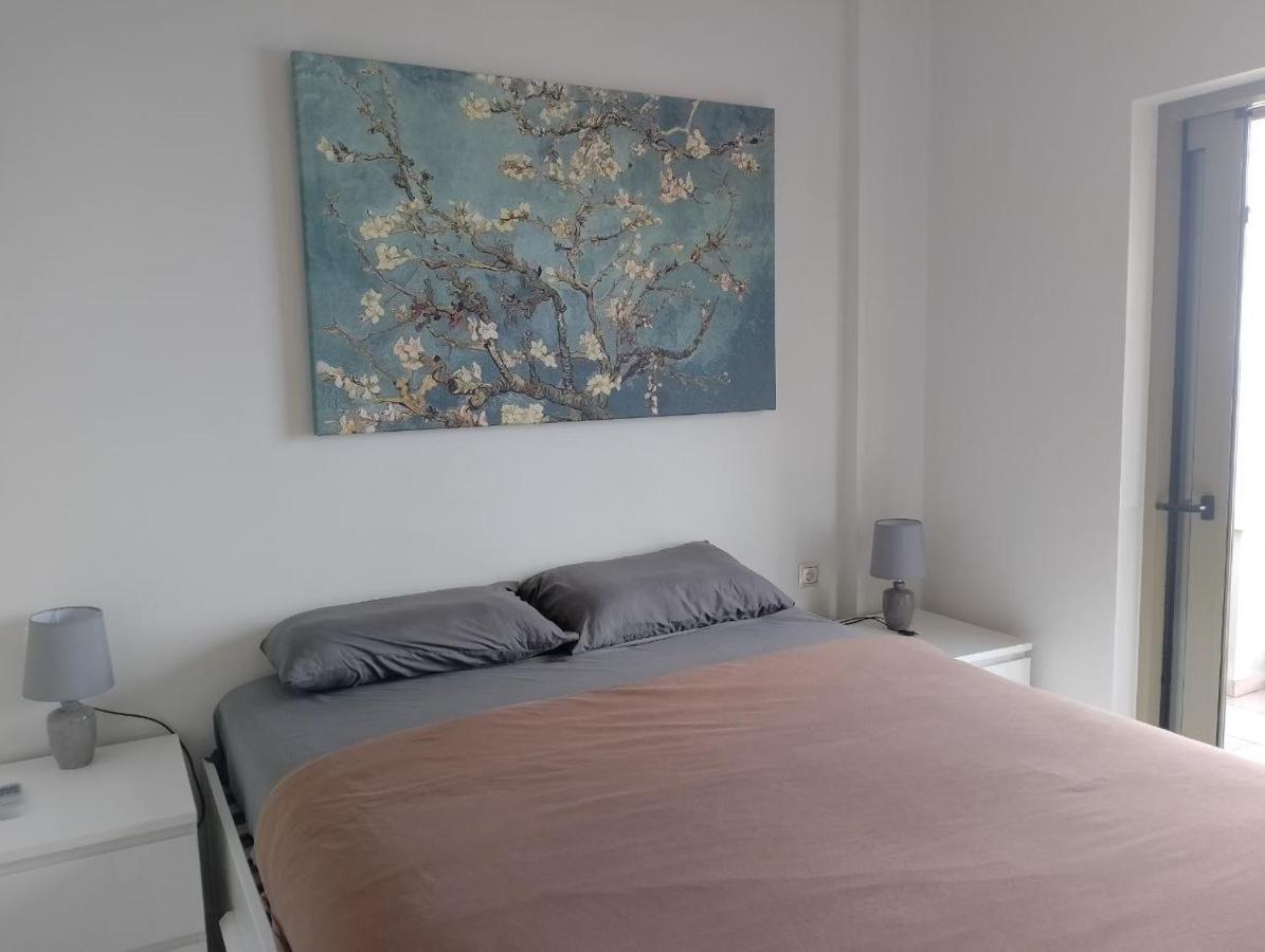Ferienwohnung Climbers' Nest 'With Sea And Rock Views And Private Pool' Kamari  Exterior foto